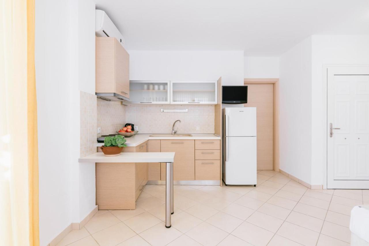 Anastasia Apartments Chaniotis Extérieur photo
